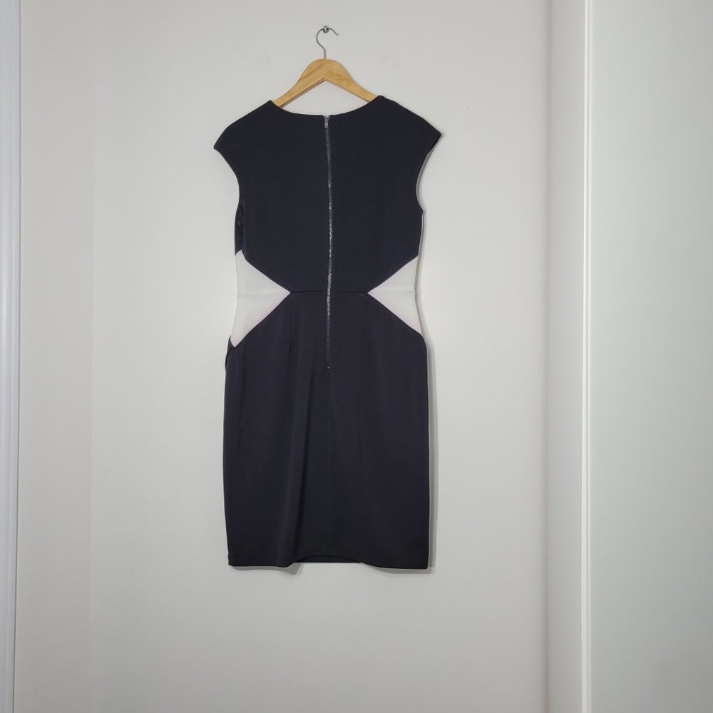 Maggy London Women's Black Sleeveless White Sides Business Casual Dress Size 10 - Picture 4 of 13